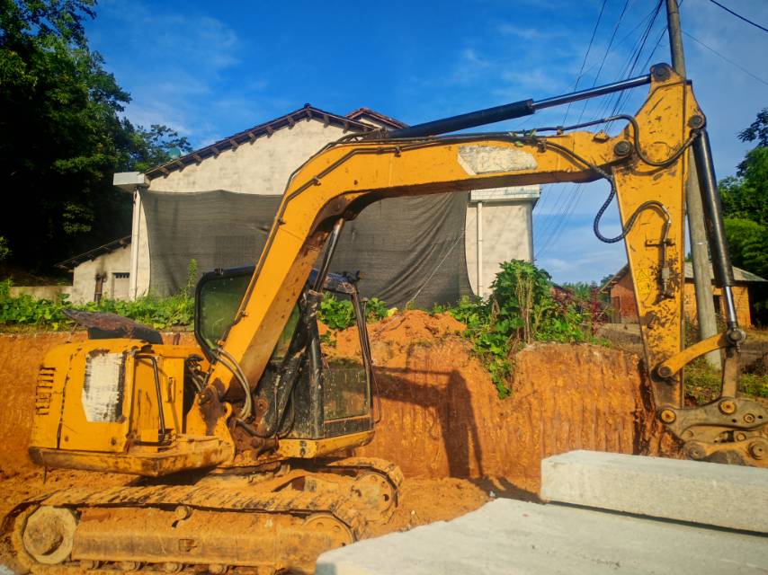 Buy Caterpillar 307E Used Excavator / 2