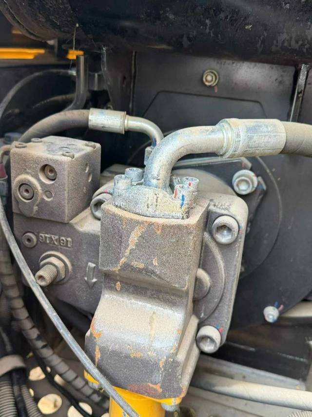 Buy Sany SY70C Used Excavator / 3