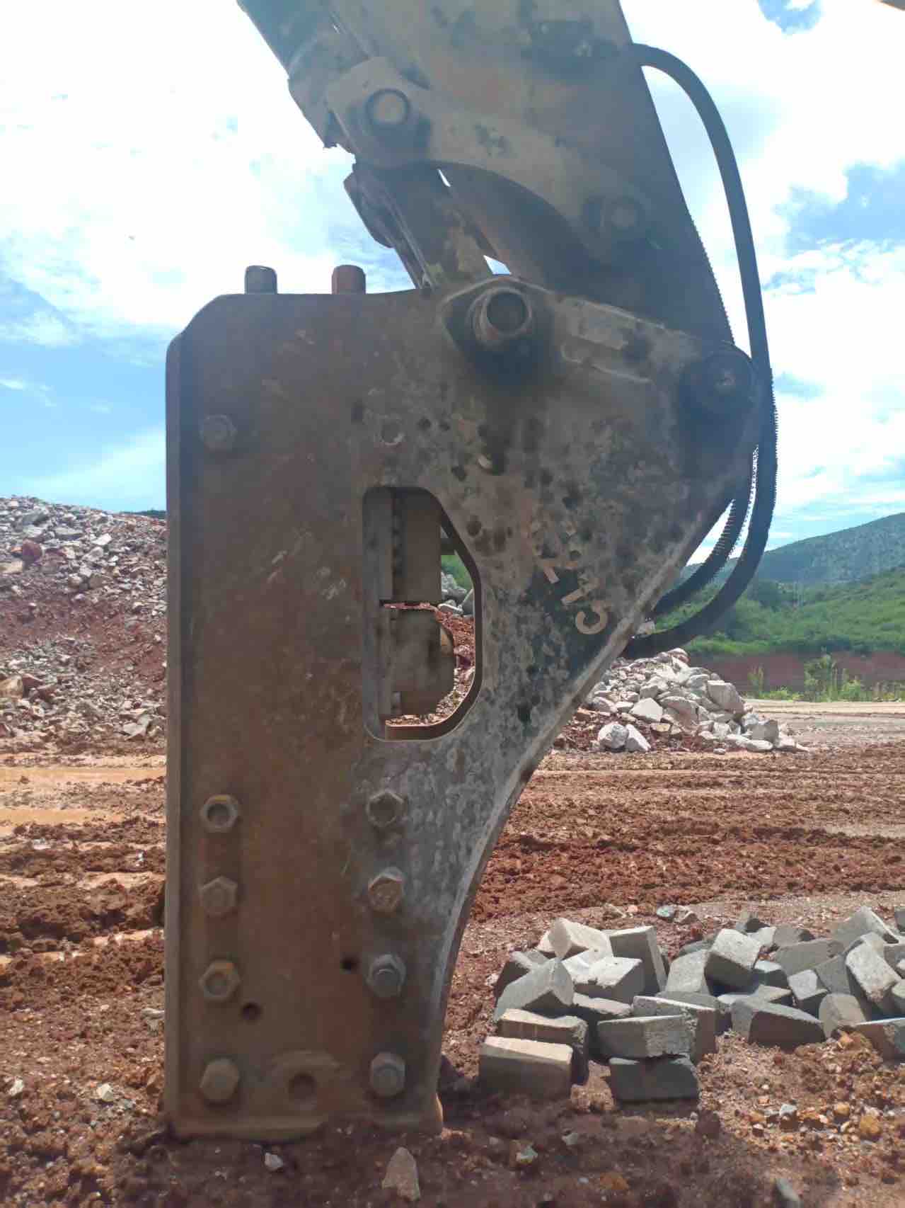 Buy Sany 215C-9 Used Excavator / 11