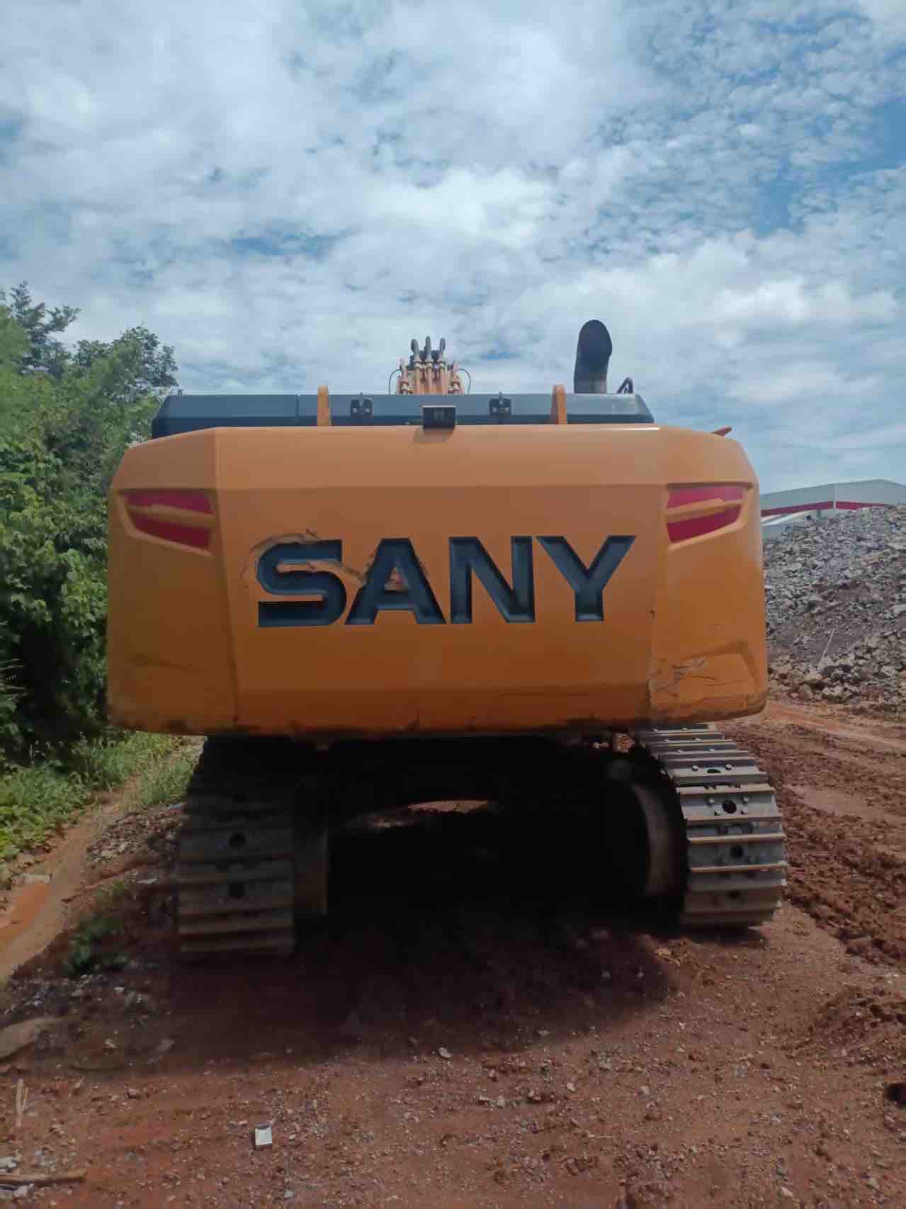 Buy Sany 215C-9 Used Excavator / 3