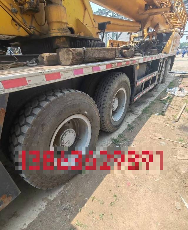 Buy XCMG QY50K Used Crane / 2