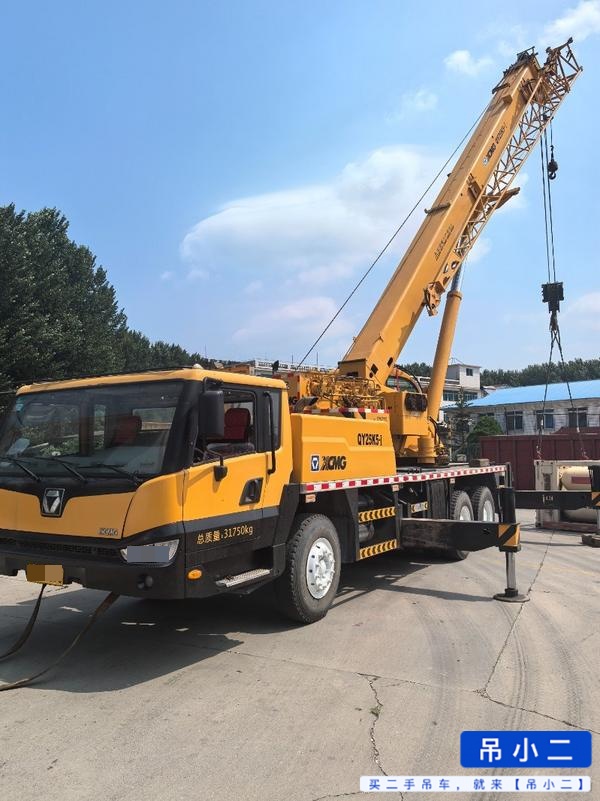 Buy XCMG QY25K5C Used Crane / 2