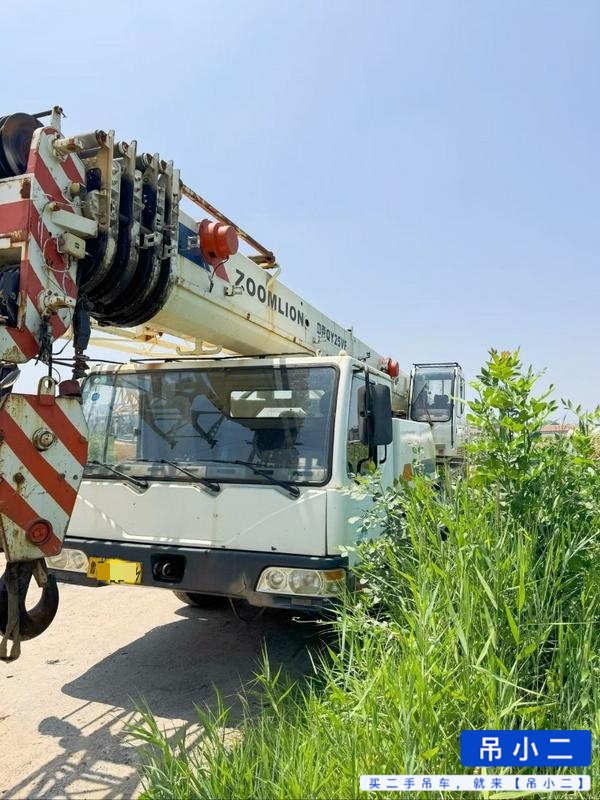 Buy Zoomlion QY25V542 Used Crane / 4