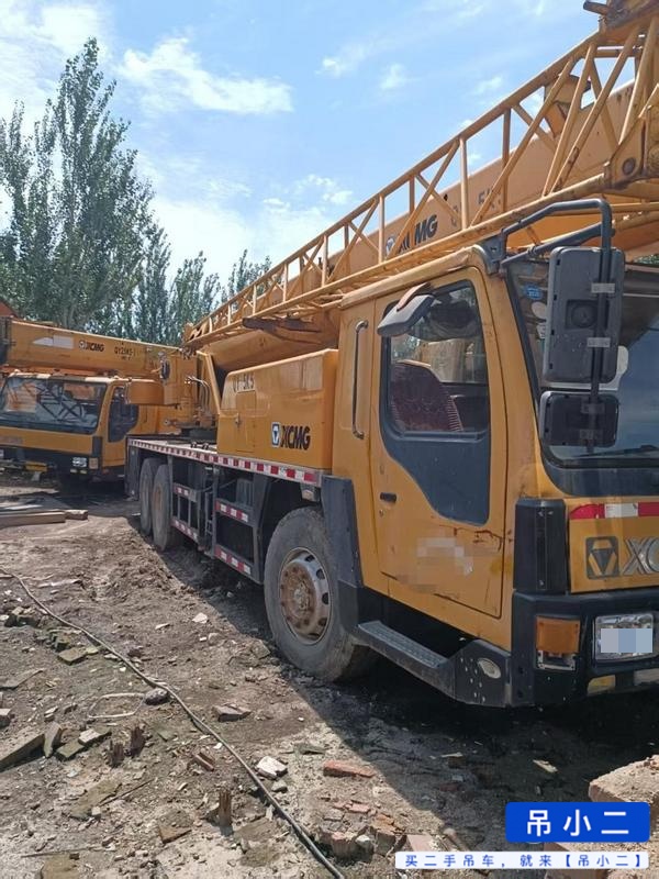 شراء رافعة XCMG QY25K5C مستعملة / 3