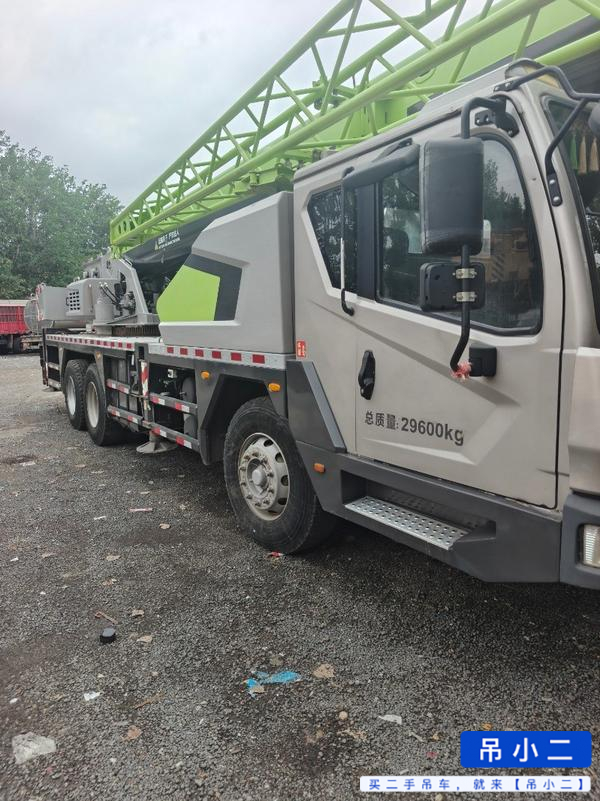 Buy Zoomlion ZTC250V Used Crane / 2