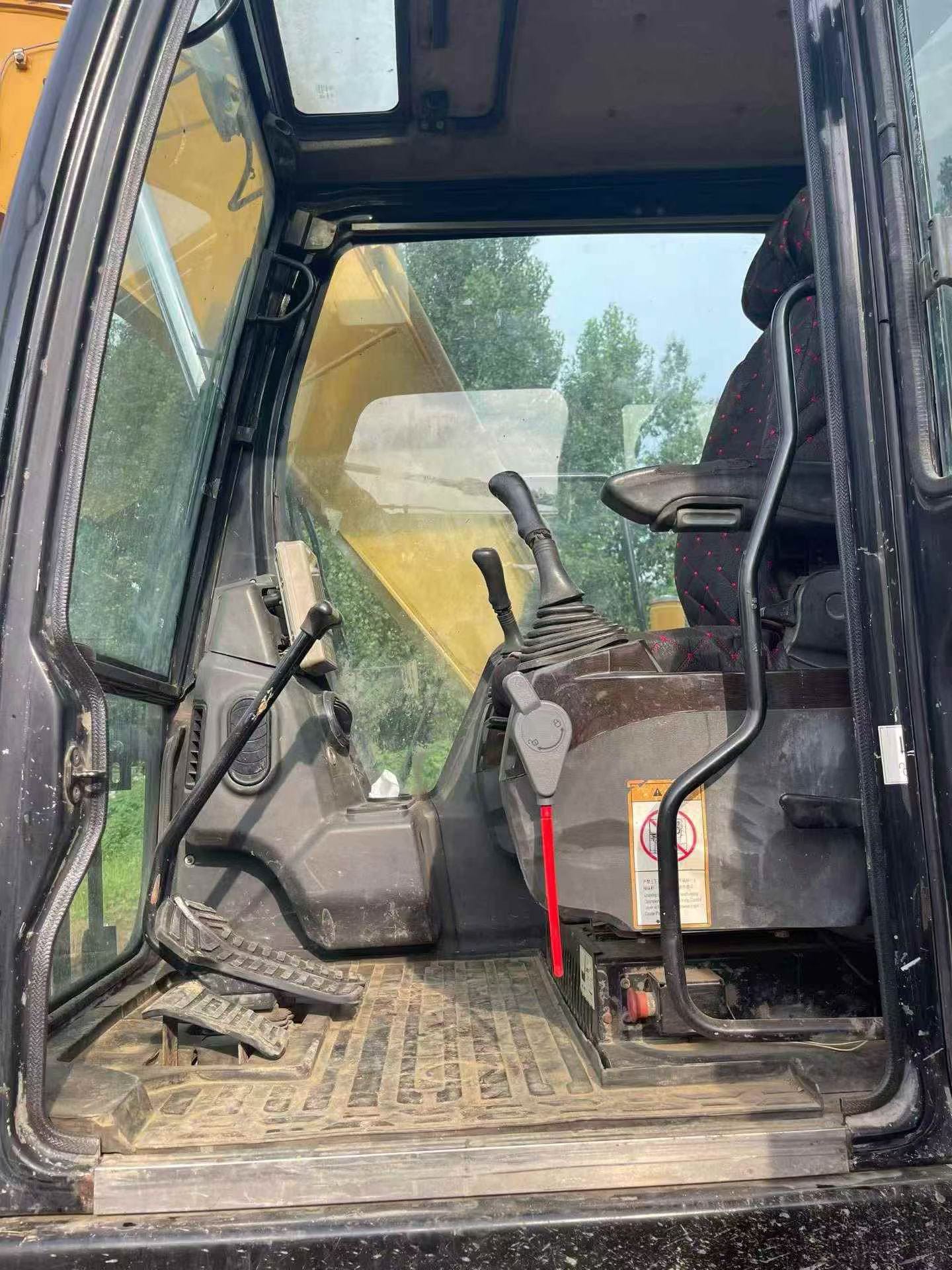 Buy Sany C135-10 Used Excavator / 4 Buy Sany C135-10 Used Excavator / 4