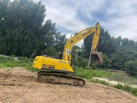 Buy Sumitomo 210A5 Used Excavator / 4 Buy Sumitomo 210A5 Used Excavator / 4