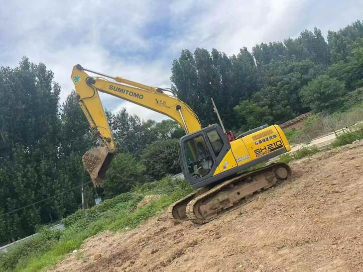 Buy Sumitomo 210A5 Used Excavator / 1
