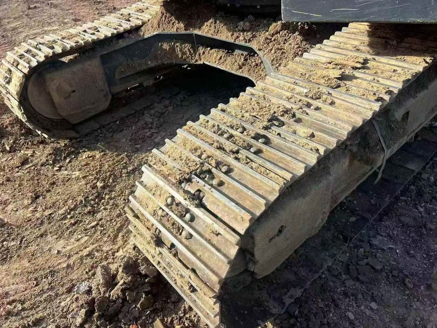 Buy XCMG XE215DA Used Excavator / 8 Buy XCMG XE215DA Used Excavator / 8