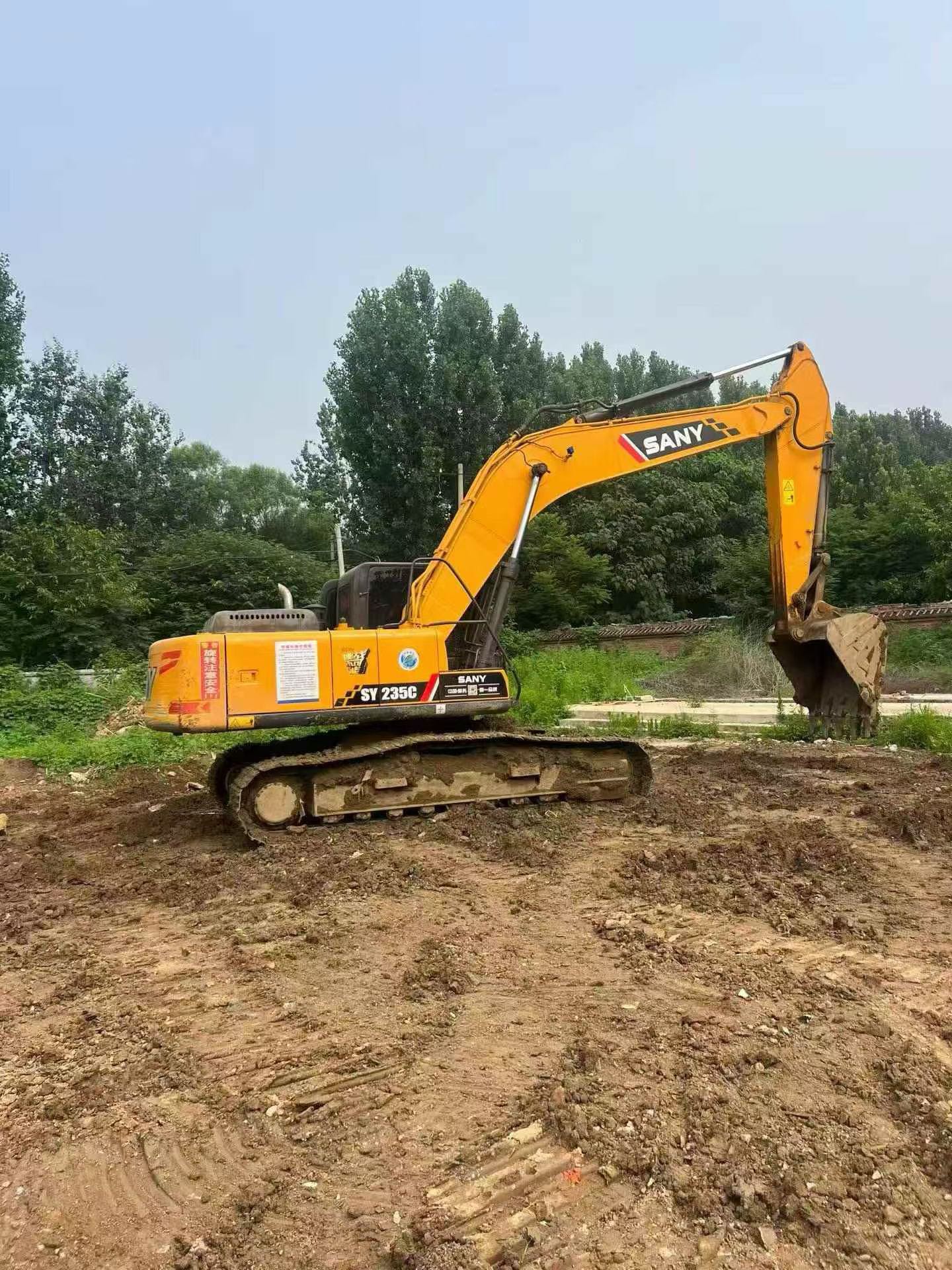 Buy Sany 235C-9 Used Excavator / 2 Buy Sany 235C-9 Used Excavator / 2