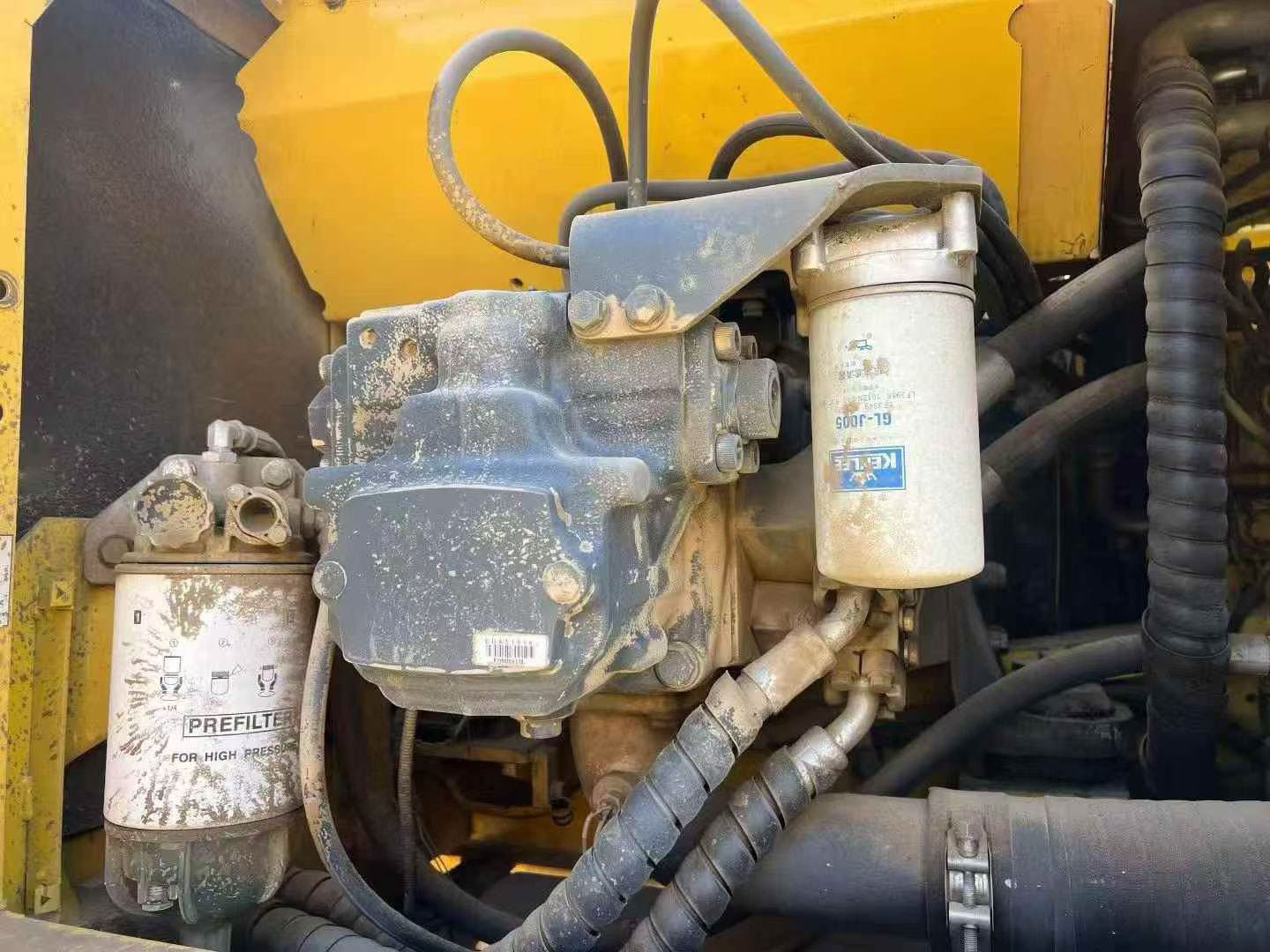 Buy Komatsu PC240-8 Used Excavator / 4 Buy Komatsu PC240-8 Used Excavator / 4