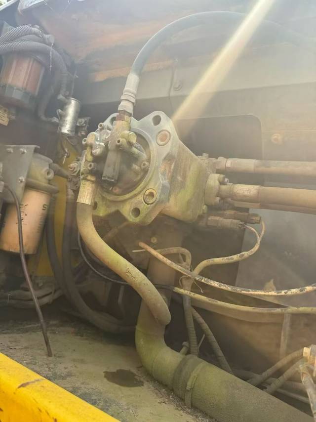 Buy Sumitomo SH300-5 Used Excavator / 8 Buy Sumitomo SH300-5 Used Excavator / 8