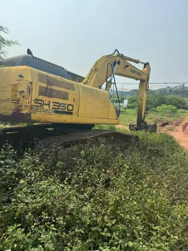 Buy Sumitomo SH300-5 Used Excavator / 1