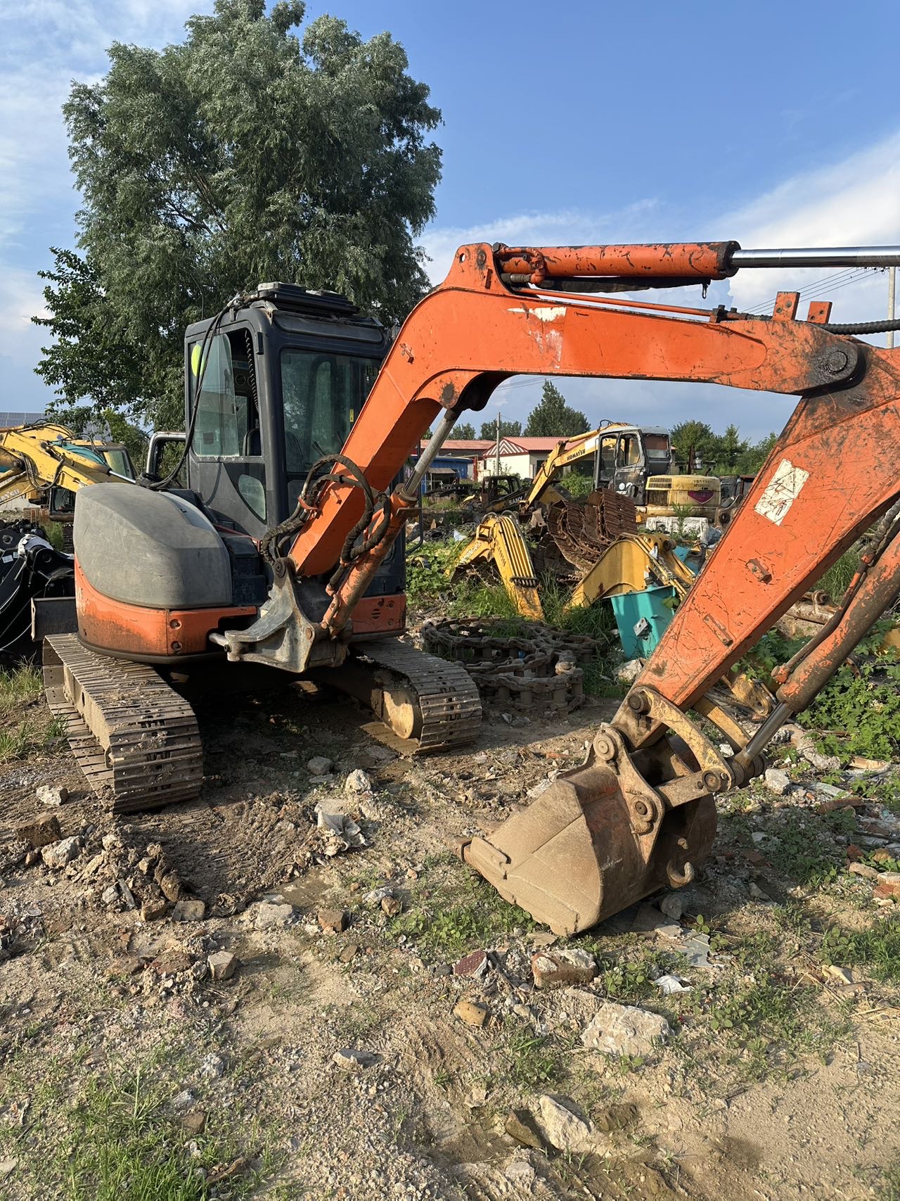 Buy Hitachi 50 Used Excavator / 2 Buy Hitachi 50 Used Excavator / 2