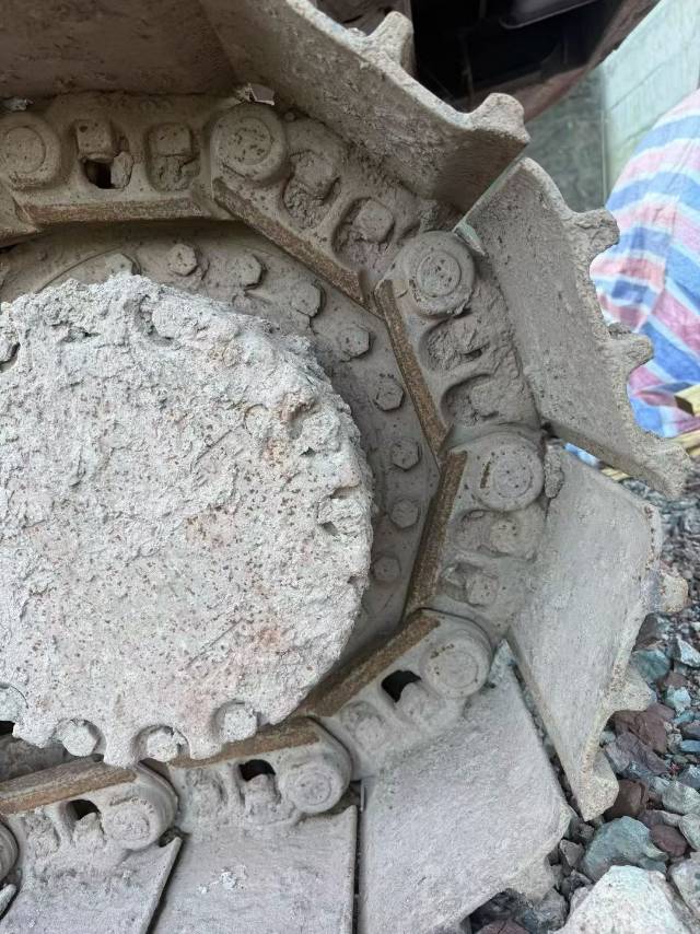 Buy Volvo EW60C Used Excavator / 3 Buy Volvo EW60C Used Excavator / 3