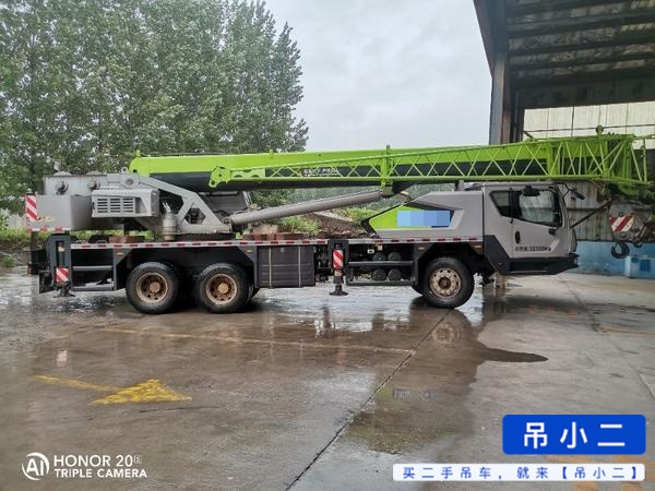 Buy Zoomlion ZTC250A-1 Used Crane