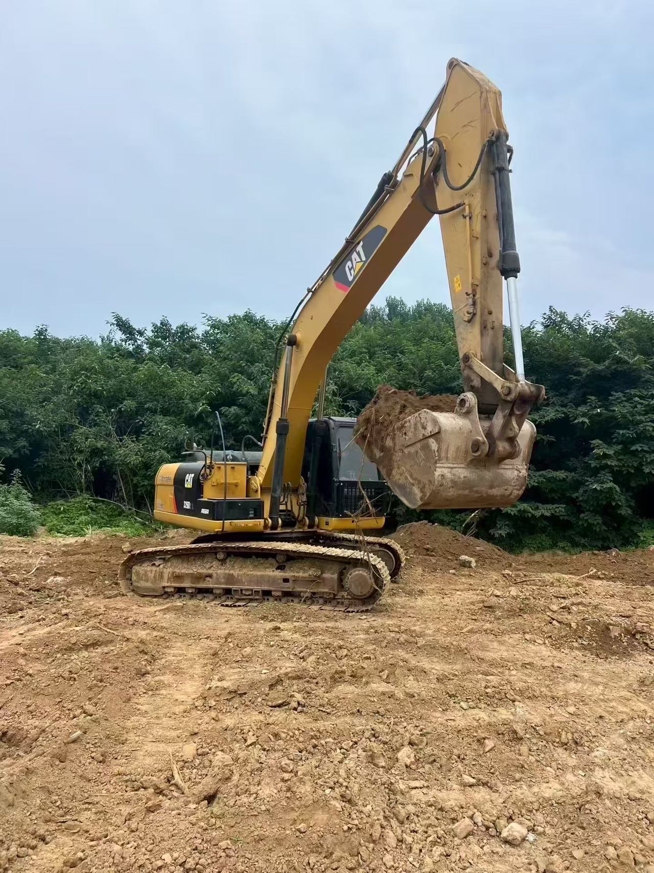 Buy Caterpillar 324D Used Excavator / 3 Buy Caterpillar 324D Used Excavator / 3