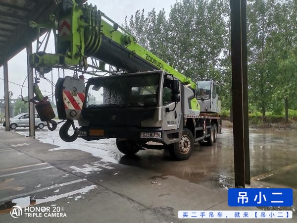 Buy Zoomlion ZTC250A-1 Used Crane / 3
