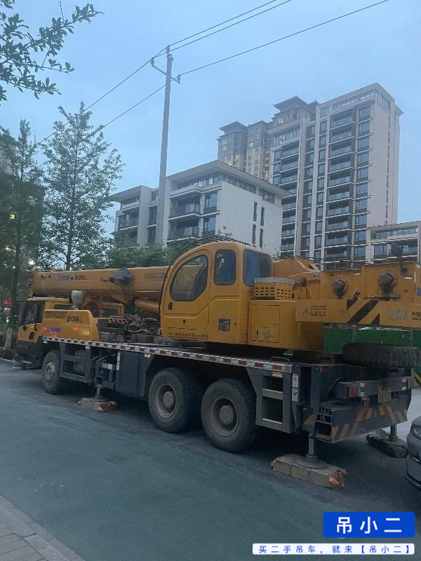 Buy XCMG 25k Used Crane / 1