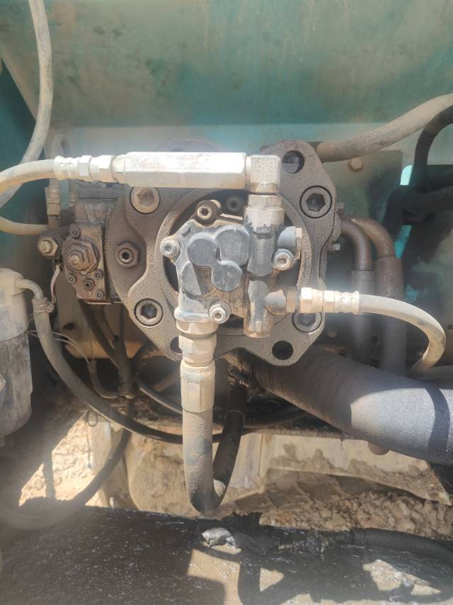 Buy Kobelco 210LC-9 Used Excavator / 5