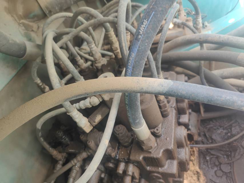 Buy Kobelco 210LC-9 Used Excavator / 9