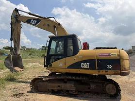 Buy Caterpillar 320C Used Excavator / 2 Buy Caterpillar 320C Used Excavator / 2