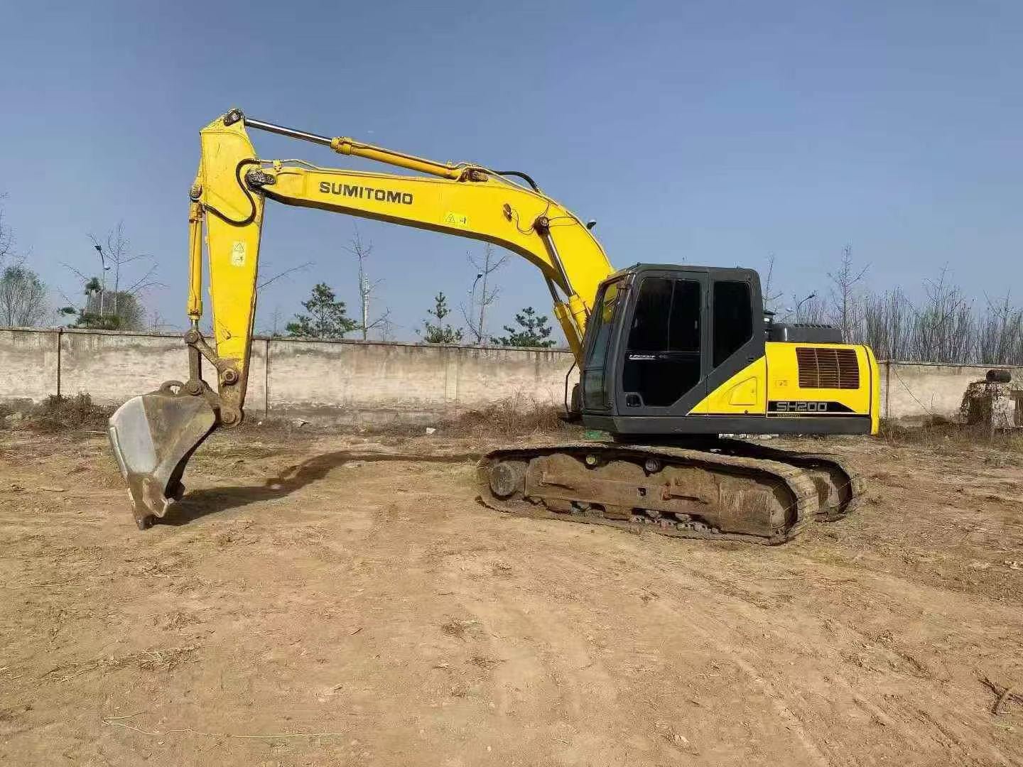 Buy Sumitomo SH80-6 Used Excavator / 2 Buy Sumitomo SH80-6 Used Excavator / 2