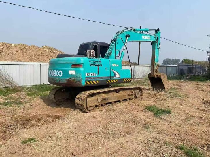 Buy Kobelco 130UR Used Excavator / 1