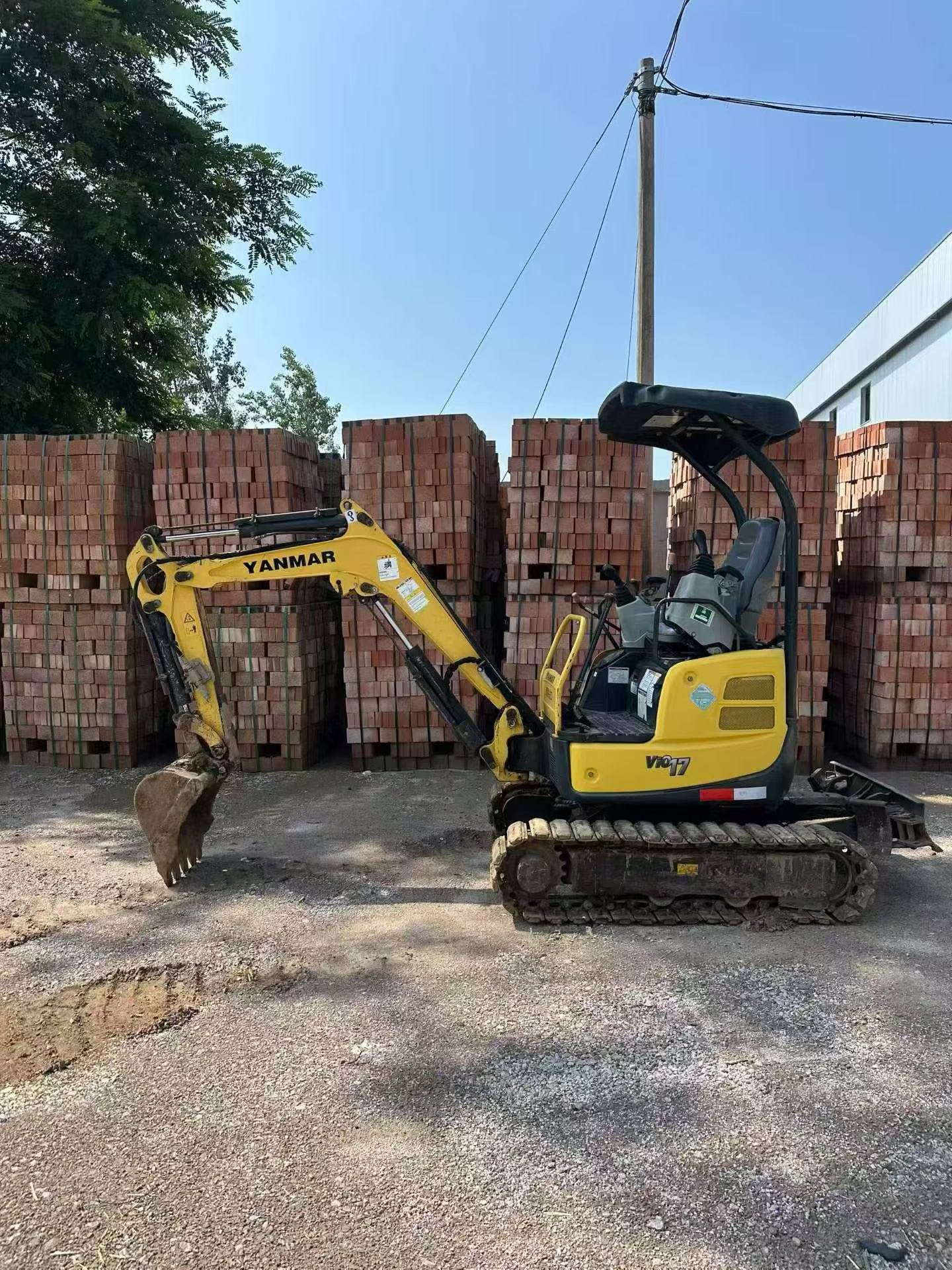 Buy Yanmar VIO17 Used Excavator / 1