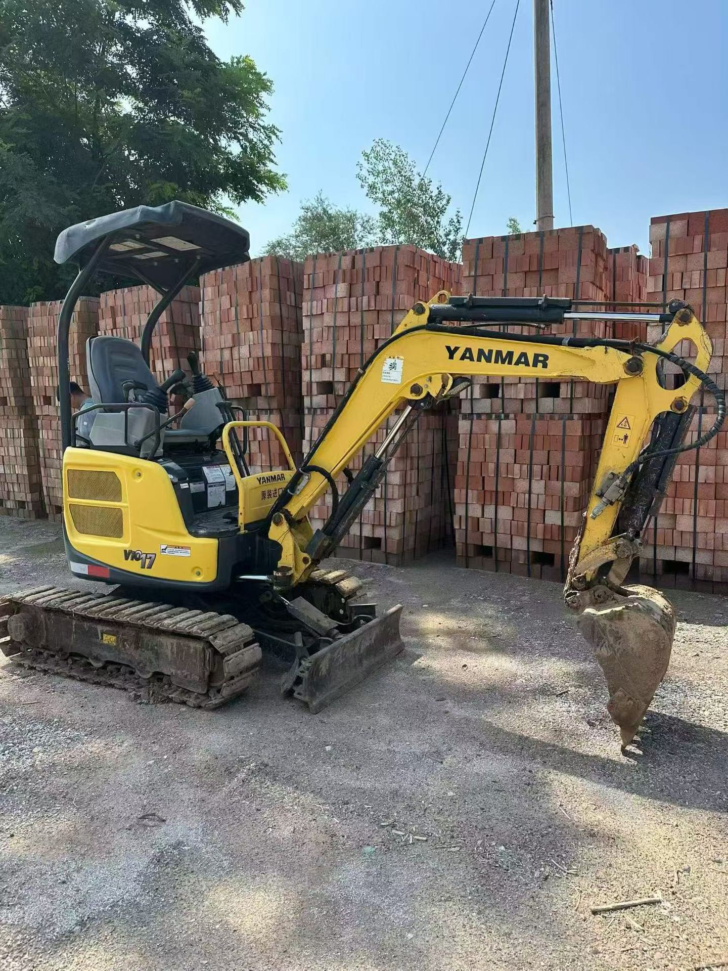 Buy Yanmar VIO17 Used Excavator / 8 Buy Yanmar VIO17 Used Excavator / 8