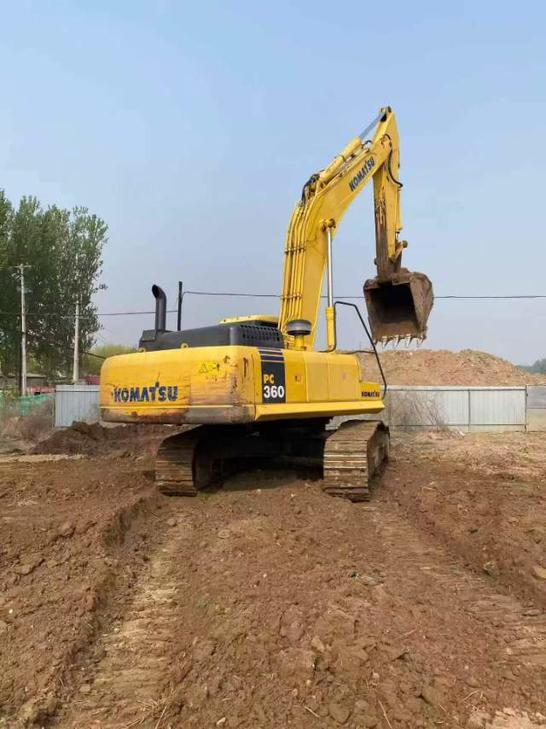 Buy Komatsu PC360-7 Used Excavator / 1