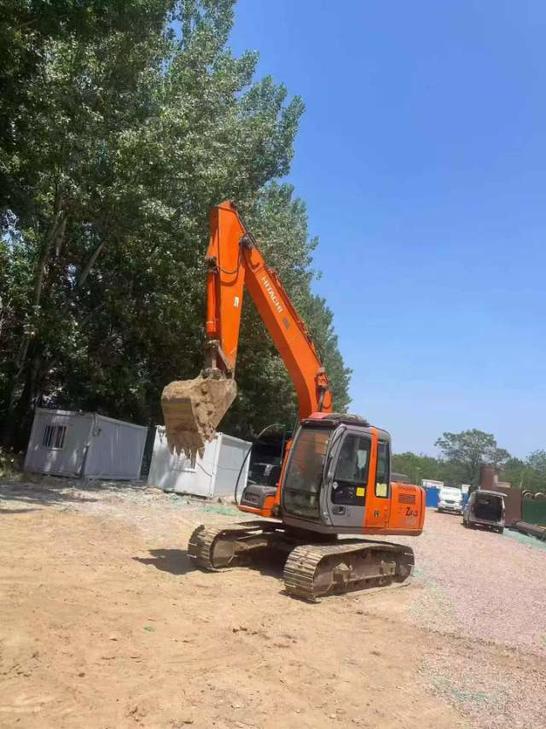 Buy Hitachi ZX120 Used Excavator / 1
