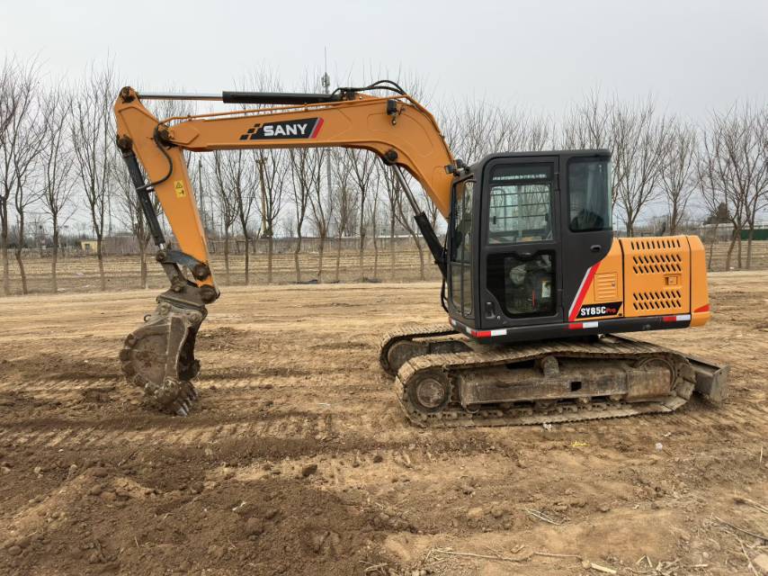 Buy Sany 85 Used Excavator / 5 Buy Sany 85 Used Excavator / 5