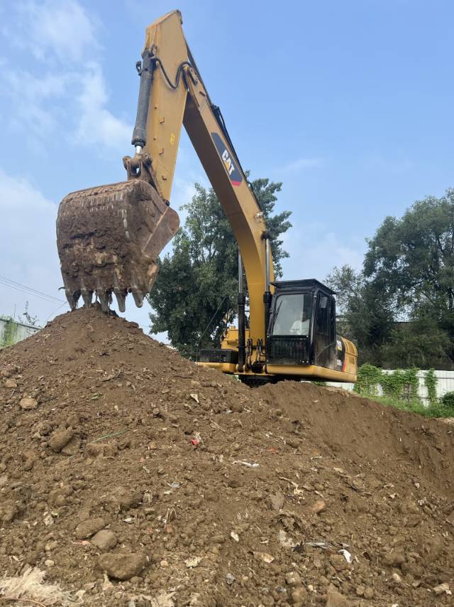 Buy Caterpillar 324D Used Excavator / 5 Buy Caterpillar 324D Used Excavator / 5