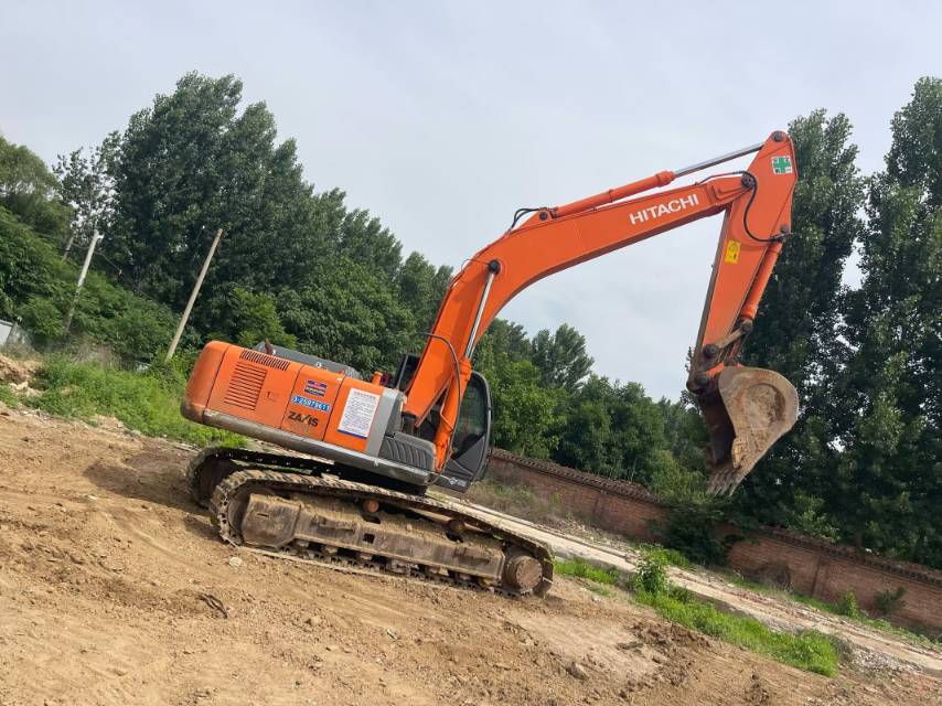 Buy Hitachi ZX270LC Used Excavator / 1