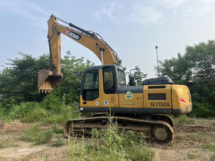 Buy XCMG XE215DA Used Excavator / 1