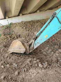 Buy Kobelco 200-8 Used Excavator / 6 Buy Kobelco 200-8 Used Excavator / 6