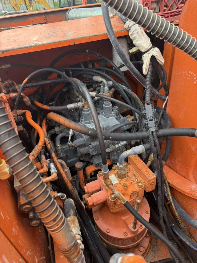 Buy Doosan DH150 Used Excavator / 8 Buy Doosan DH150 Used Excavator / 8