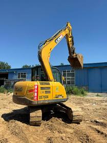 Buy XCMG XE75DA PLUS Used Excavator / 3 Buy XCMG XE75DA PLUS Used Excavator / 3