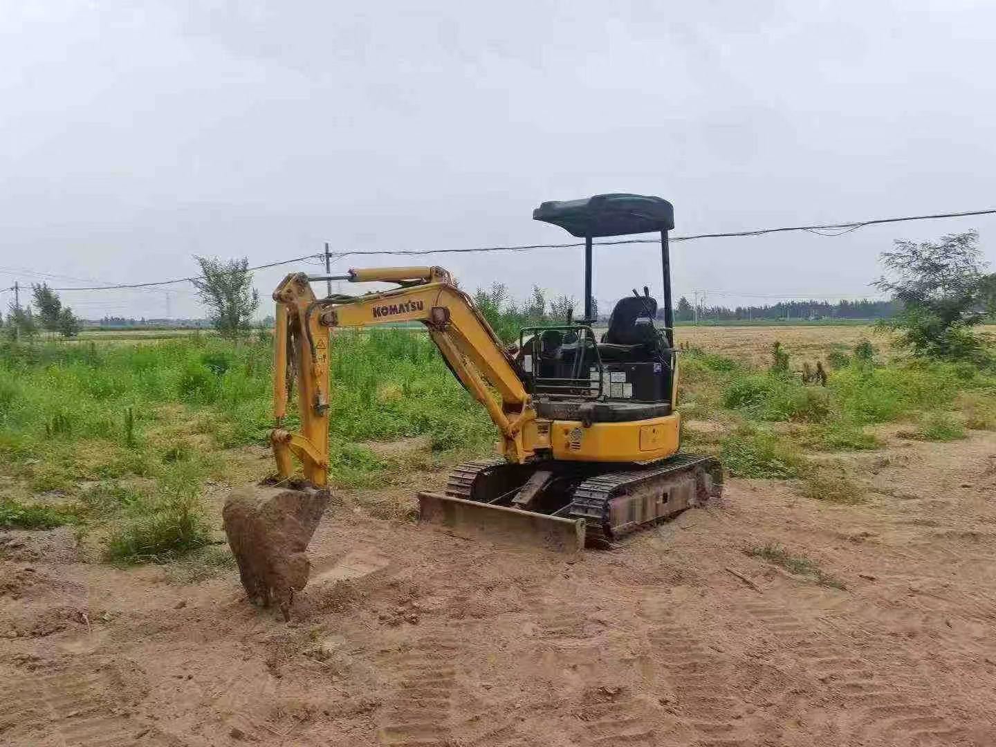 Buy Komatsu Used Excavator / 2 Buy Komatsu Used Excavator / 2