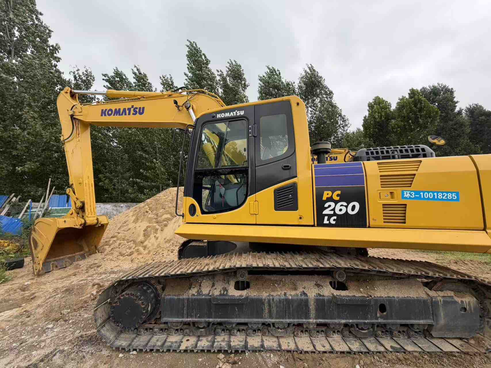Buy Komatsu PC60-7 Used Excavator / 1