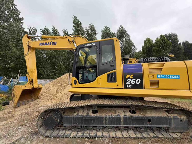 Buy Komatsu PC60-7 Used Excavator / 1