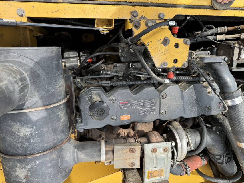 Buy Komatsu PC200-8N1 Used Excavator / 8 Buy Komatsu PC200-8N1 Used Excavator / 8