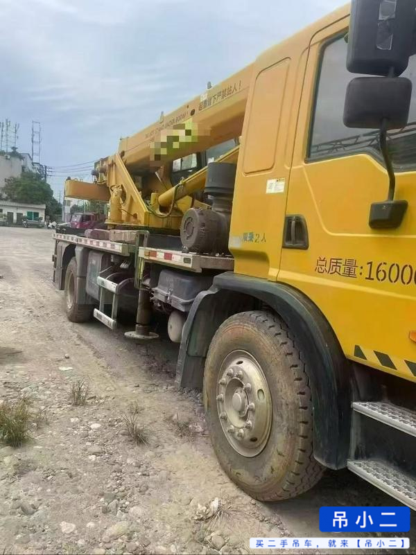 Buy XCMG xct12 Used Crane / 2 Buy XCMG xct12 Used Crane / 2