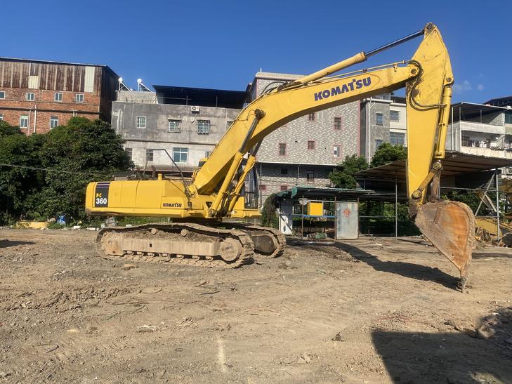 Buy Komatsu PC360-7 Used Excavator / 1