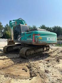 Buy Kobelco 260-8 Used Excavator / 3 Buy Kobelco 260-8 Used Excavator / 3
