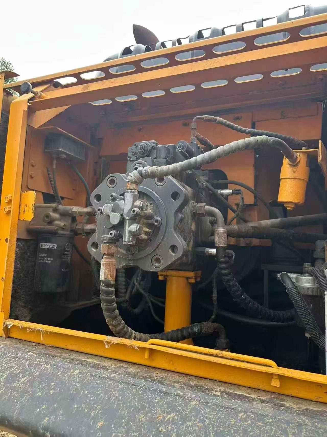 Buy Sany 335C-8 Used Excavator / 7 Buy Sany 335C-8 Used Excavator / 7
