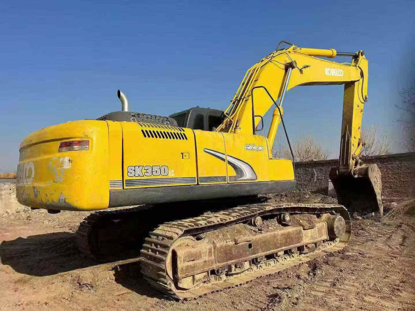 Buy Kobelco 350LC-8 Used Excavator / 3 Buy Kobelco 350LC-8 Used Excavator / 3