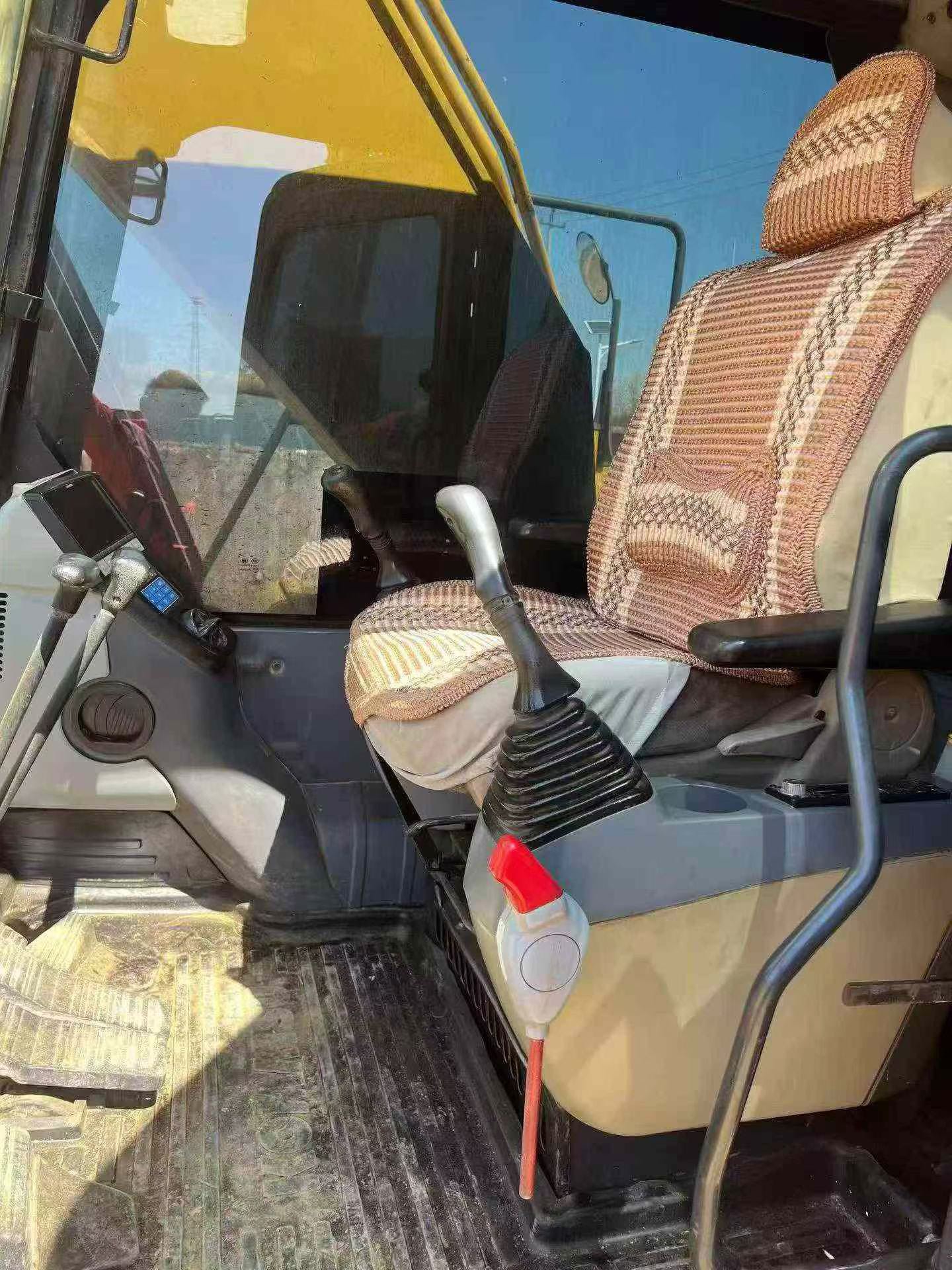 Buy Komatsu PC210-8 Used Excavator / 6 Buy Komatsu PC210-8 Used Excavator / 6