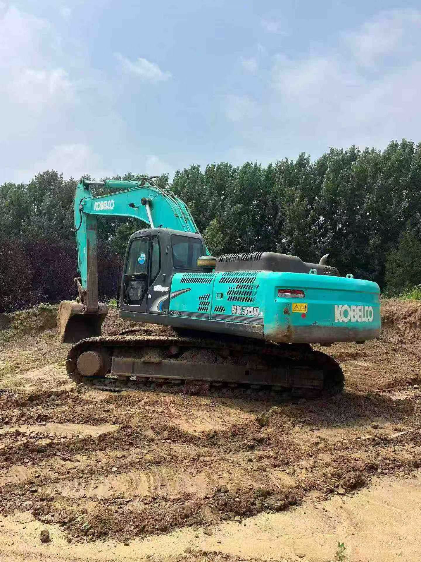 Buy Kobelco 350LC-8 Used Excavator / 3 Buy Kobelco 350LC-8 Used Excavator / 3